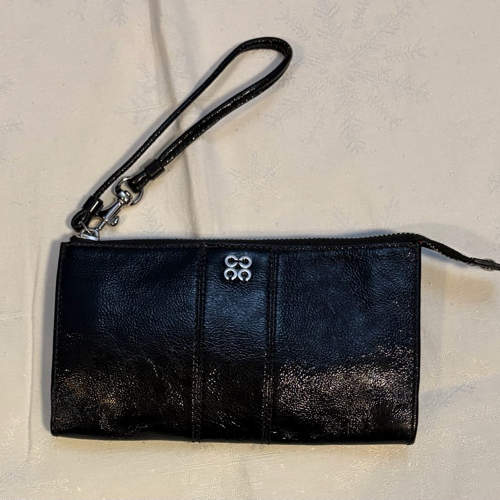 Coach Black Patent Leather Wristlet Clutch EUC